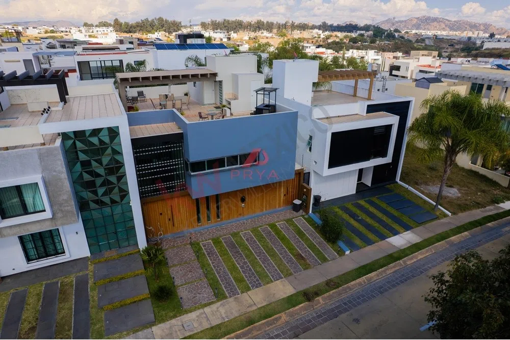 Foto 3 de Casa en venta en Valle Imperial Zapopan,Jalisco:3 Recámaras y Diseño Moderno