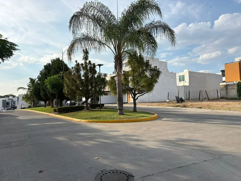 Foto 3 de SE VENDE  DE TERRENO RESIDENCIAL EN ARGENTA EN ZAPOPAN