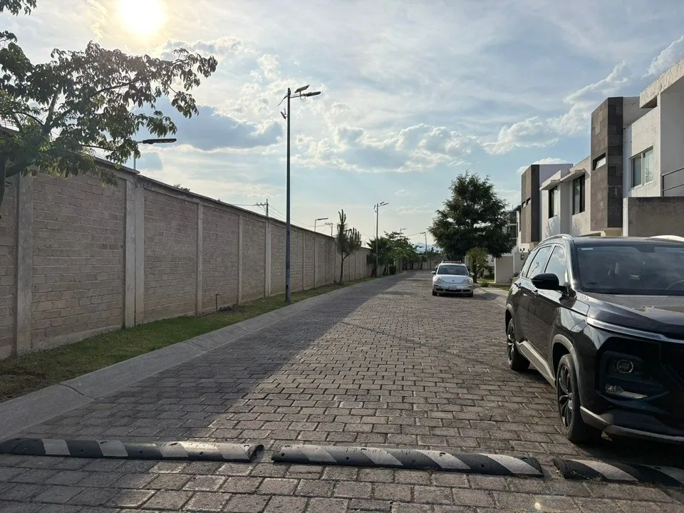 Foto 4 de SE VENDE  DE TERRENO RESIDENCIAL EN ARGENTA EN ZAPOPAN