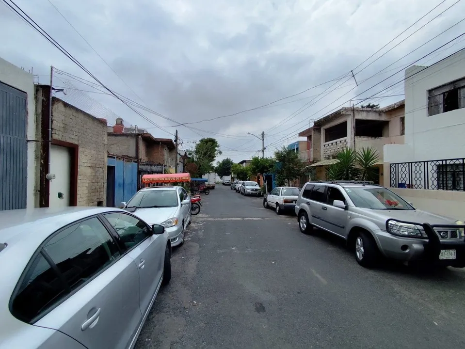 Foto 3 de Bodega en Renta Paraísos del Colli COMO NUEVA