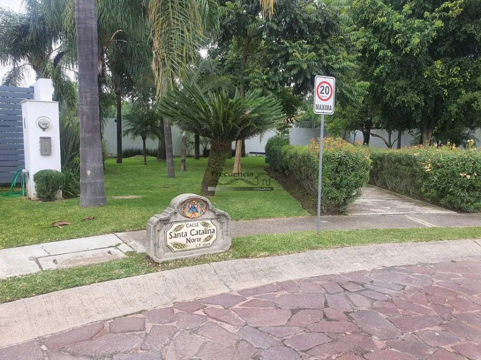 Foto 8 de Terreno en venta en Avenida Aviación, San Juan de Ocotán, Zapopan