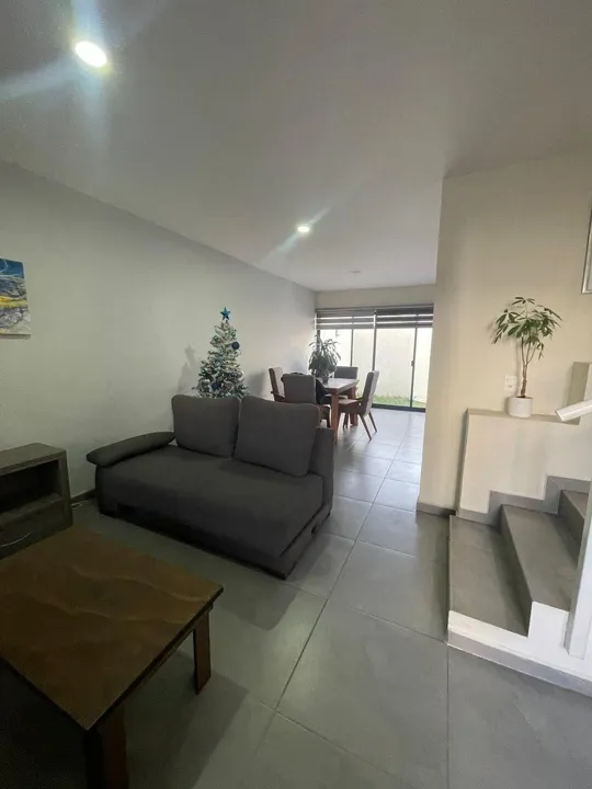 Foto 3 de Casa en Venta en Capital Norte Madeiras - Parota 14