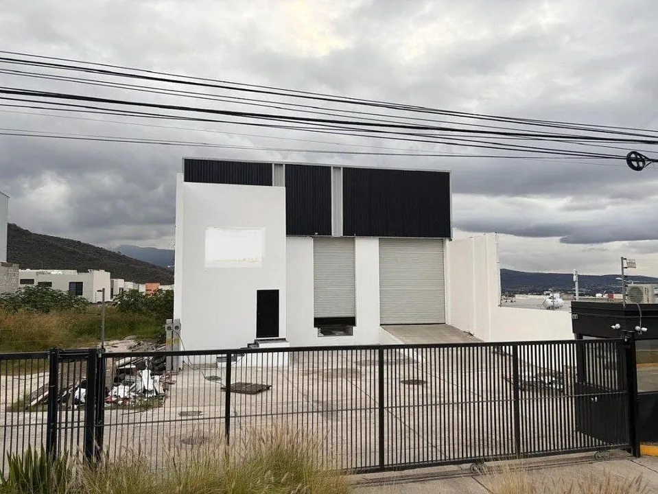 Foto 2 de Bodega en Renta en Coto abierto en Vista Sur, Tlajomulco de Zúñiga, Jal.